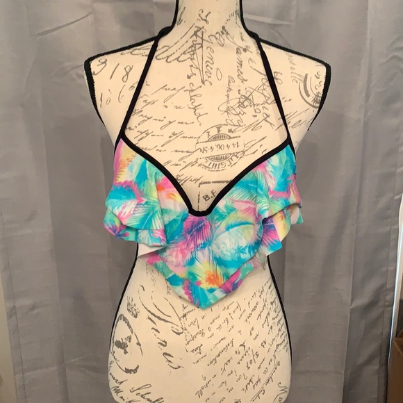 **Rare Find**Pink by Victoria Secret bikini set - Picture 2 of 15